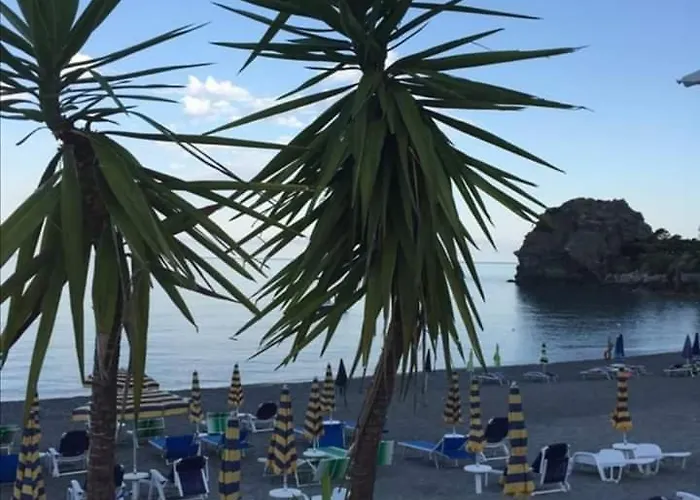 Ristorante La Scogliera 酒店