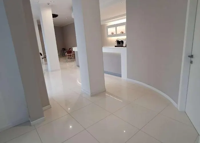 酒店 Ristorante La Scogliera 4*